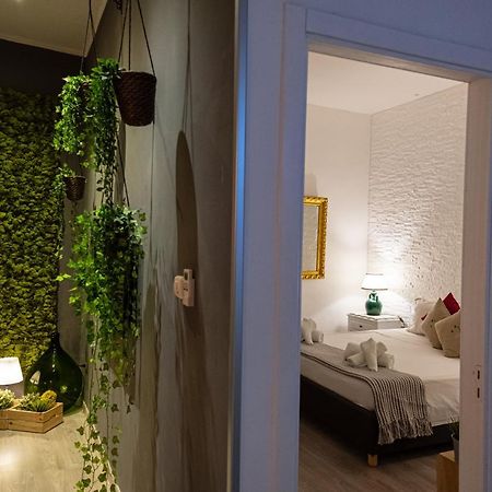 Il Giardino Di Sybar Apartment Лече Екстериор снимка