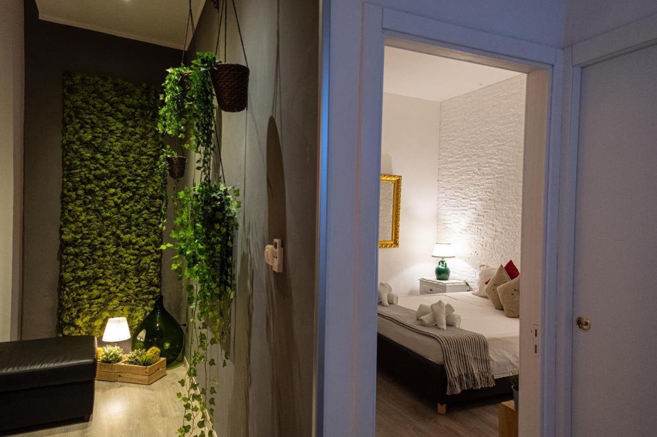 Il Giardino Di Sybar Apartment Лече Екстериор снимка