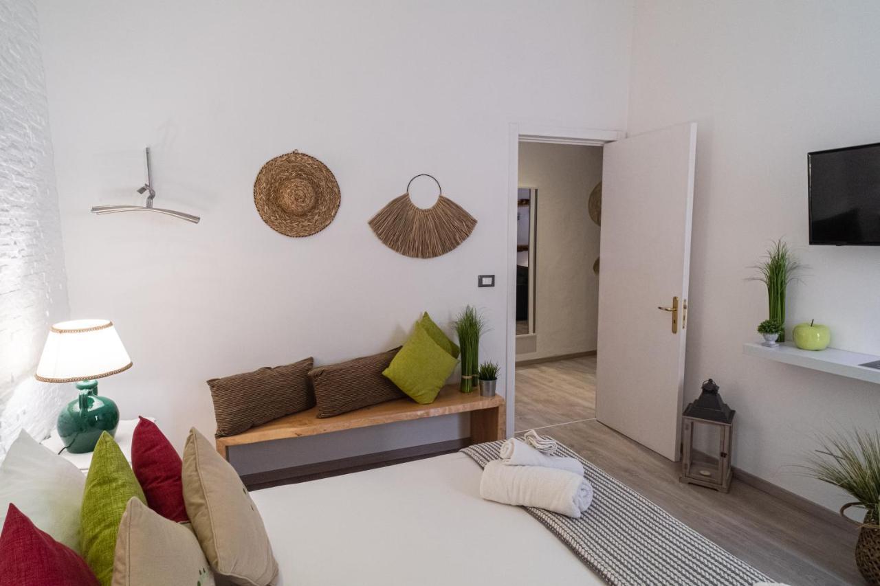 Il Giardino Di Sybar Apartment Лече Екстериор снимка
