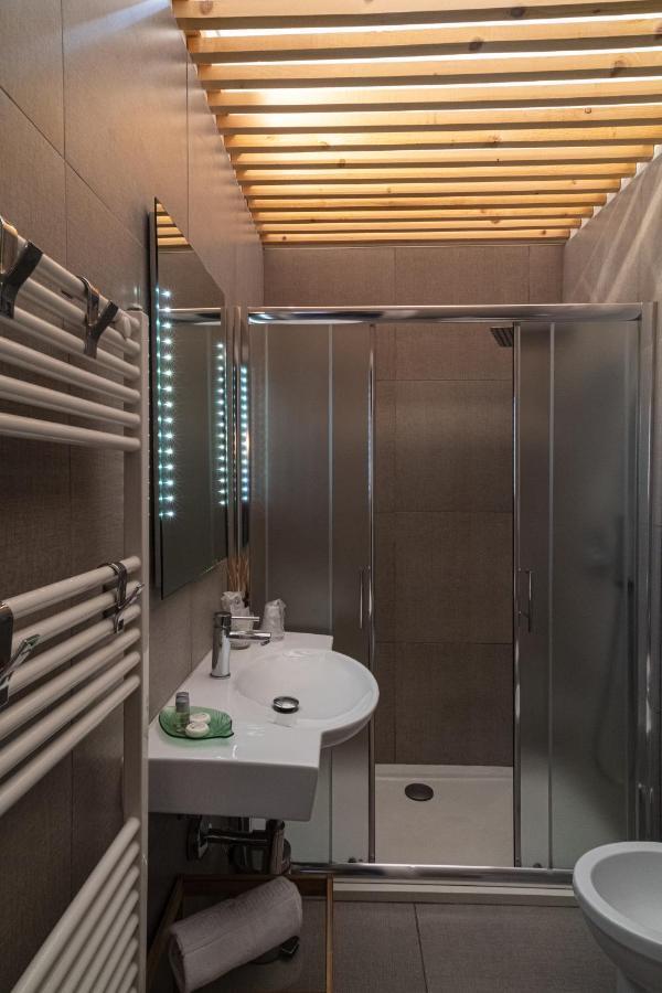 Il Giardino Di Sybar Apartment Лече Екстериор снимка