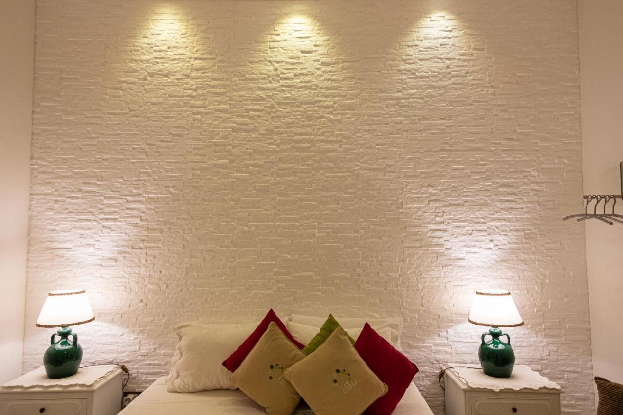 Il Giardino Di Sybar Apartment Лече Екстериор снимка