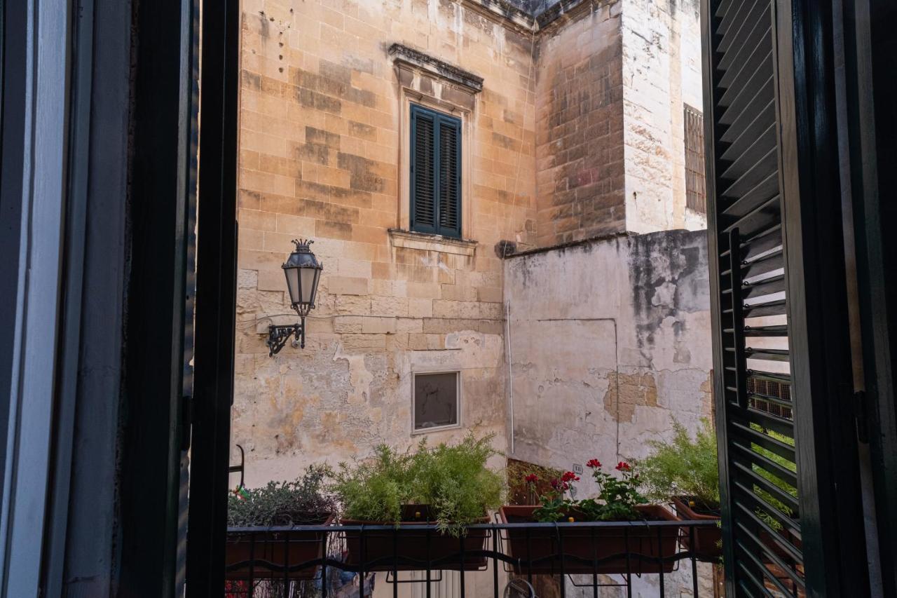 Il Giardino Di Sybar Apartment Лече Екстериор снимка